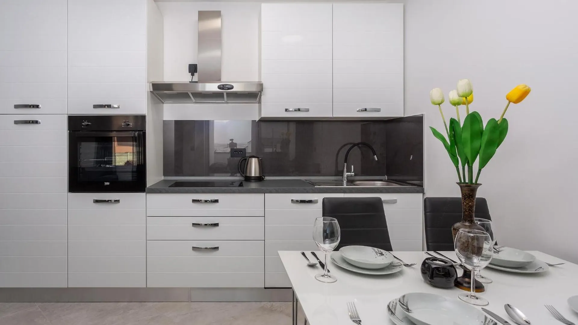 1 Bedroom Cozy Apartment In Novi Vinodolski